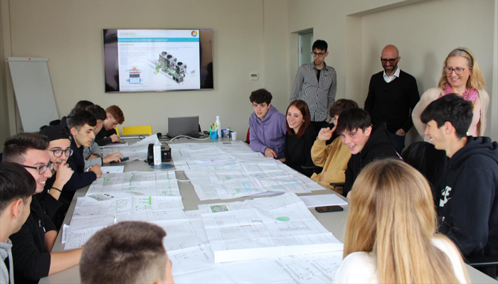 Studenti dell'IT Cattaneo alla scoperta di Ingegno Project & Consulting